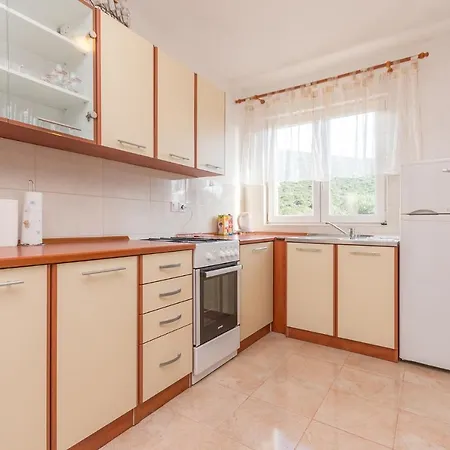 House Quercus Дом отдыха *